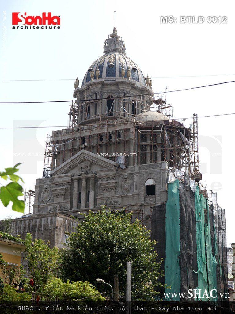 Mẫu biệt thự đang trong quá trình hoàn thiện