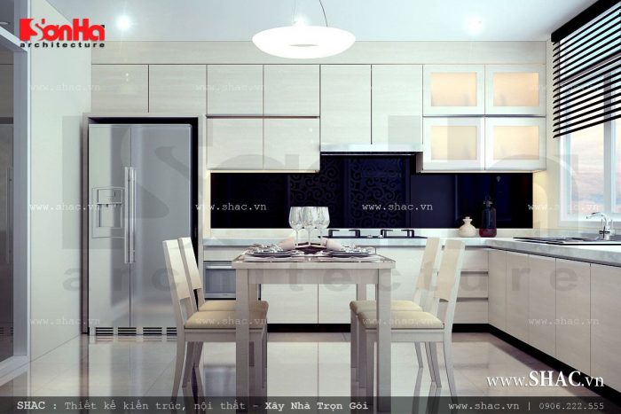 Phòng bếp rộng và thoáng