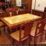 Bàn ăn gỗ