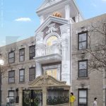 Nhà ống Pháp có cổng và tường rào