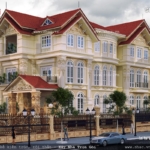 Biệt thự 3 tầng 1 hầm kiến trúc Pháp đẹp