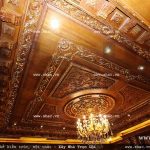 Trần nhà bằng gỗ được chạm trổ hoa văn tinh tế sh btld 0012