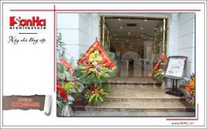 Ảnh thực tế cửa nhà hàng cổ điển Pháp tại Quảng Ninh sh bck 0035