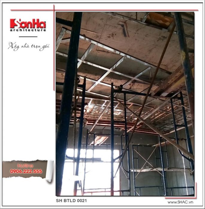 3 Ảnh thực tế thi công biệt thự lâu đài tại hà nội