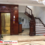5 Ảnh thực tế nội thất sảnh thang nhà ống pháp 3 tầng tại hà nội sh nop 0129