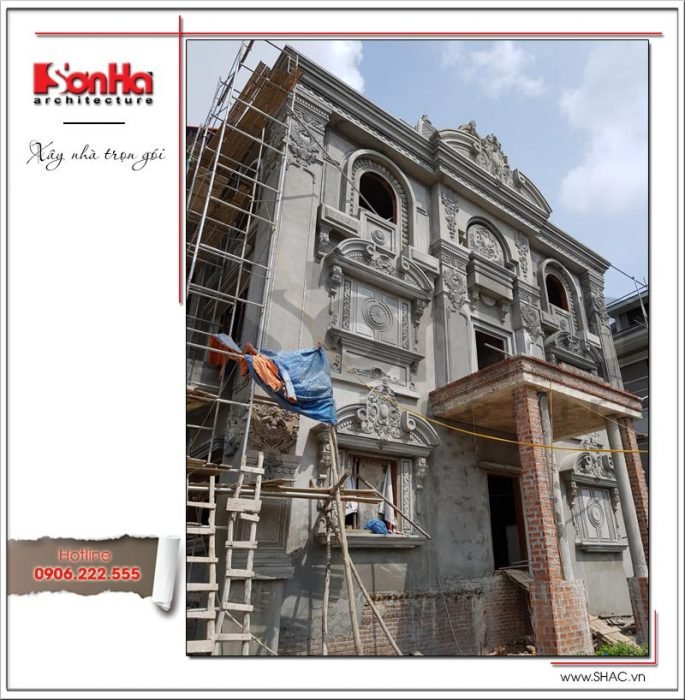 Ảnh thực tế thi công 1 biệt thự lâu đài 3 tầng mặt tiền rộng tại Quảng Ninh sh btld 0027