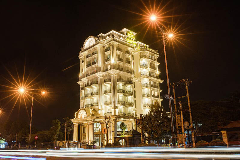 Khách Sạn 4 Sao Mạnh Quân Luxury Phong Cách Paris tại Vĩnh Yên 189