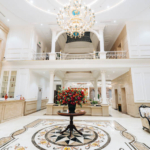 Sảnh khách sạn phong cách Cổ điển trong thiết kế khách sạn mini