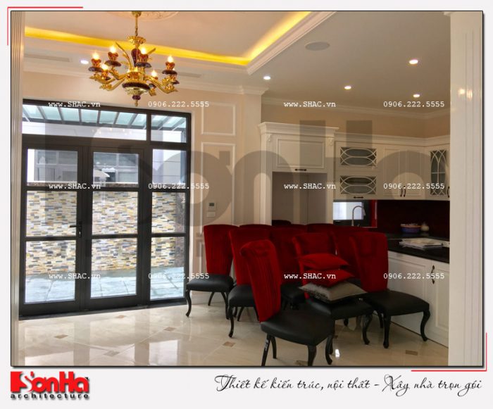 1.Ảnh thực tế nội thất phòng bếp biệt thự khu đô thị vinhomes hải phòng