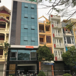 2 Ảnh thực tế tòa nhà văn phòng 6 tầng kiểu hiện đại tại hải phòng sh vp 0032