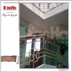 Đây là hiện trạng nội thất thang nhà phố trước khi được SHAC lên phương án cải tạo lại