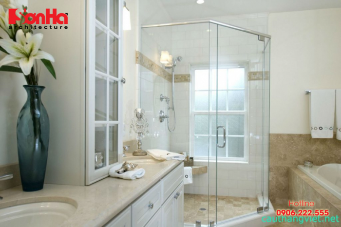 Phương án bố trí nội thất phòng tắm và vệ sinh đẹp với vách kính sang trọng mãn nhãn