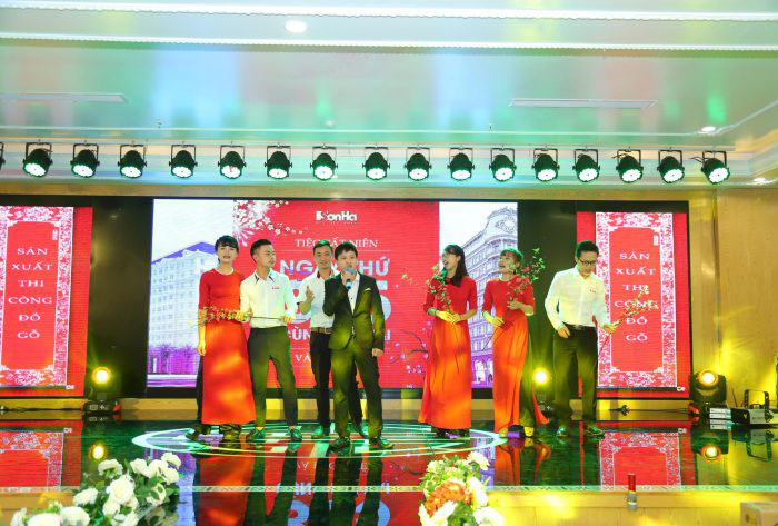 Tiệc tất niên Sơn Hà Architecture   Ngày thứ 365   Cùng sát vai và bước tiếp (11)