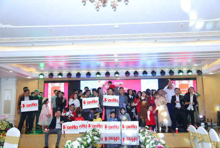 Tiệc tất niên Sơn Hà Architecture   Ngày thứ 365   Cùng sát vai và bước tiếp (26)