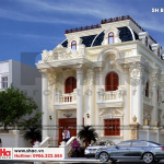 Biệt thự pháp màu trắng mái ngói đen 2 tầng