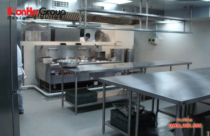 Tiêu chuẩn và quy tắc thiết kế phòng ăn khách sạn cập nhật mới nhất 5 Khi thiết kế bếp khách sạn khu chế biến thực phẩm phải được lắp đặt một cách khoa học, chuyên nghiệp