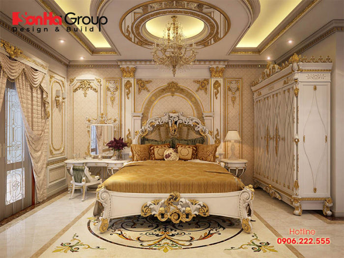 Say đắm với không gian phòng ngủ mang phong cách cổ điển hoàng gia châu Âu được kiến trúc sư Sơn Hà thiết kế tỉ mỉ đến từng tiểu tiết 