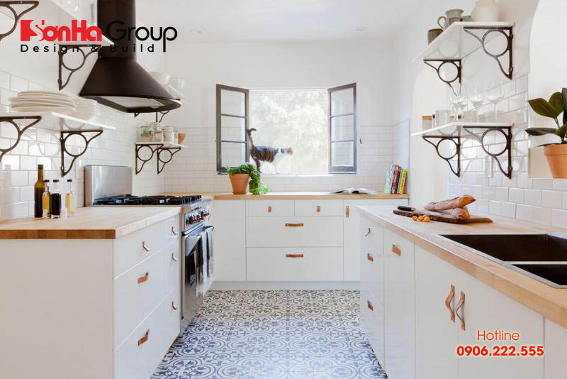 Với 10m2, bạn có thể có được một căn bếp thông minh và đẹp mắt với những thiết kế thật sự tuyệt vời. Tận dụng không gian thông minh để tiết kiệm diện tích nhà bạn. Khám phá thiết kế nhà bếp 10m2 của chúng tôi để trang trí căn nhà của bạn thêm phần ấm cúng!