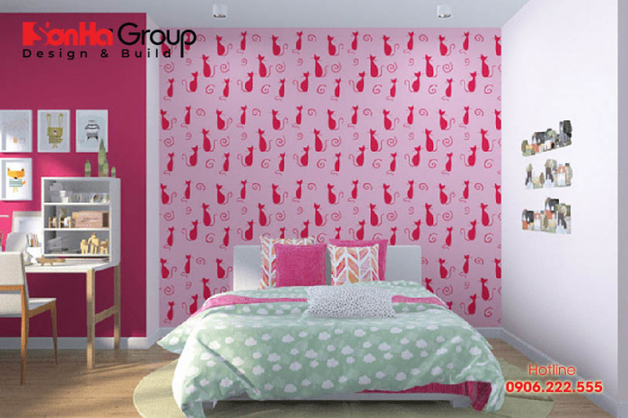 Mẫu phòng ngủ màu hồng đẹp với giấy dán tường dành cho bé gái 12 tuổi 