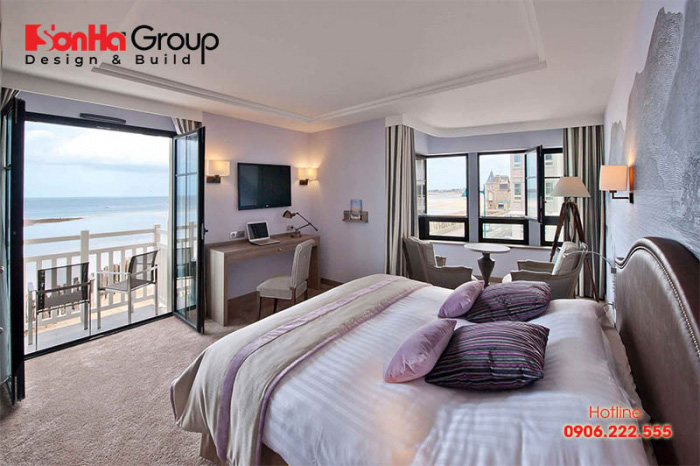 50+ Mẫu thiết kế nội thất phòng ngủ khách sạn chuẩn 4 sao 8 Thêm một ý tưởng thiết kế phòng ngủ khách sạn 4 sao với không gian mở rất được yêu thích