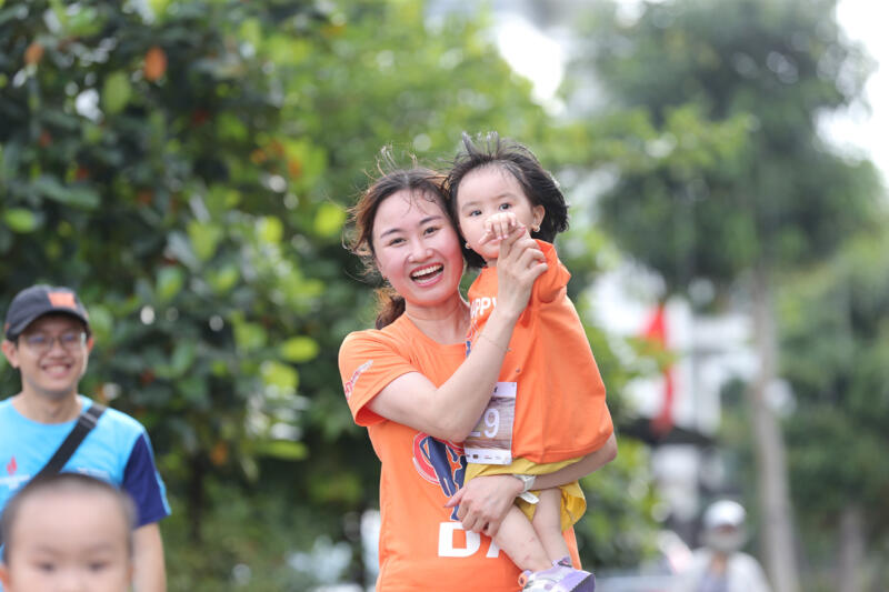 KTS Nguyễn Hoàng Long: Tôi sáng lập Happy Kids Running Day vì quá yêu nụ cười của con trẻ! 15