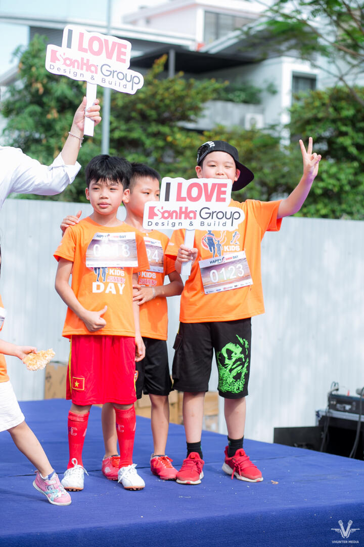 KTS Nguyễn Hoàng Long: Tôi sáng lập Happy Kids Running Day vì quá yêu nụ cười của con trẻ! 38