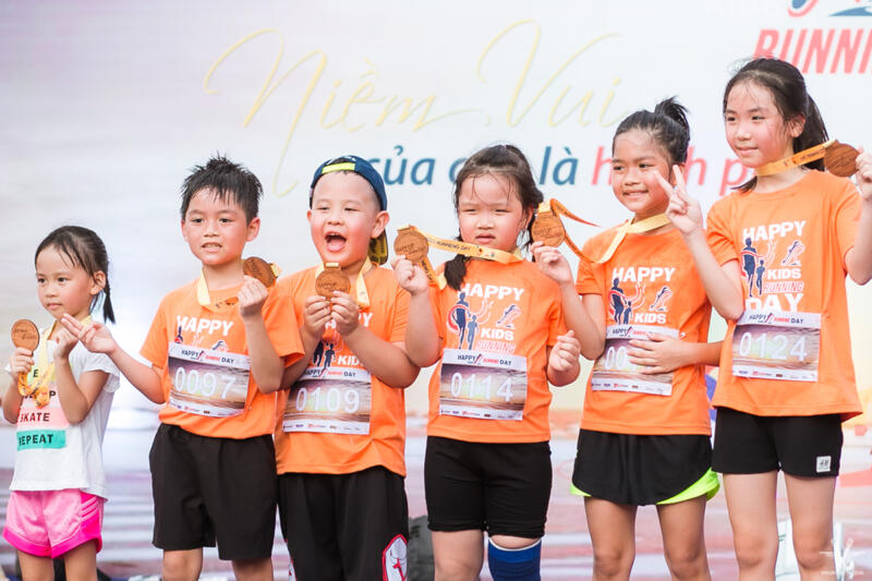 KTS Nguyễn Hoàng Long: Tôi sáng lập Happy Kids Running Day vì quá yêu nụ cười của con trẻ! 43