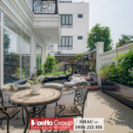 Một góc trong sân vườn biệt thự