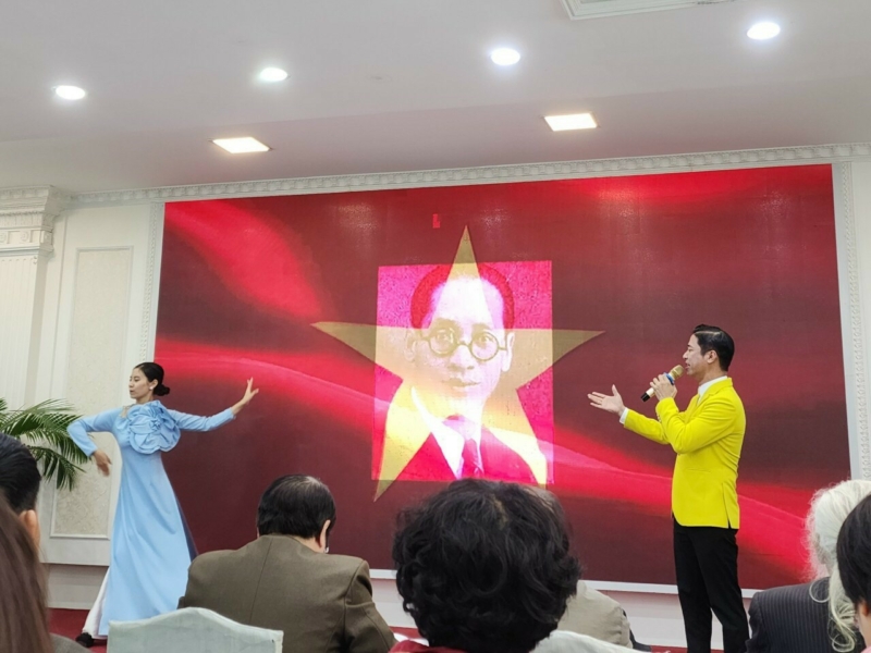 Kỷ niệm 100 năm nhà máy sơn Resistanco của Nguyễn Sơn Hà 17