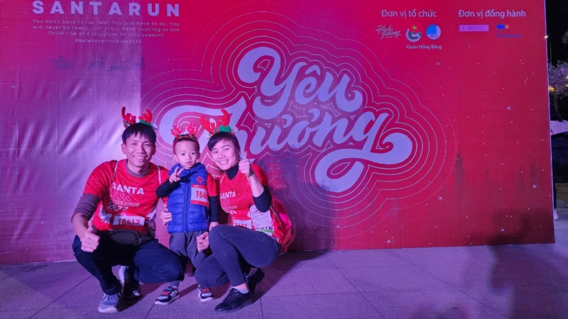 CBNV Sơn Hà Group cùng với 2000 người tham gia Santa Run 23