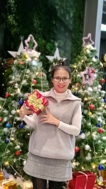 Tập thể CBNV SHAC chúc sinh nhật bà Nguyễn Thị Nhung 13