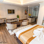 Sử dụng các đồ nội thất tối giản, hiện đại tăng trải nghiệm khách hàng