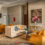 Một góc không gian tiếp khách với thiết kế tươi mới, đầy ấn tượng