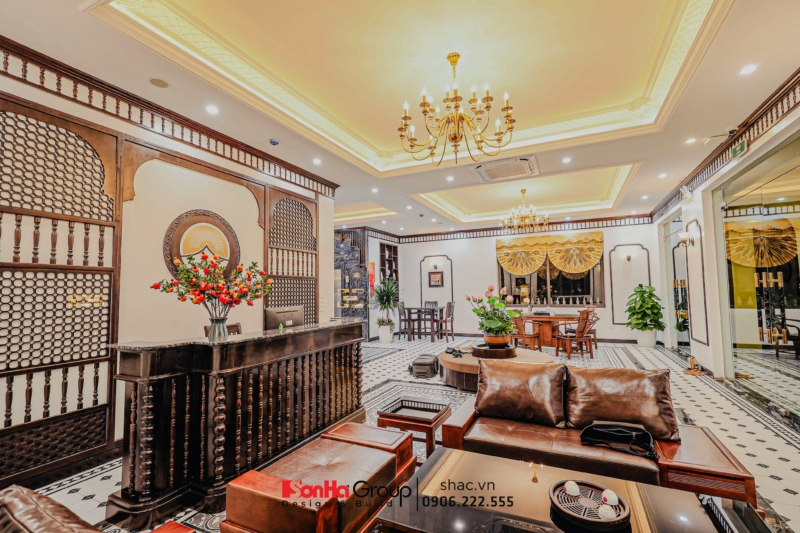 Gỗ là chất liệu chủ đạo được dùng xuyên suốt trong không gian khách sạn.