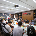 Tập thể CBNV Sơn Hà Group chúc mừng sinh nhật PGĐ. Nguyễn Phương Tuấn 11