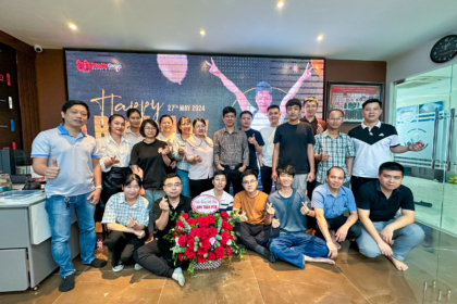 Tập thể CBNV Sơn Hà Group chúc mừng sinh nhật PGĐ. Nguyễn Phương Tuấn