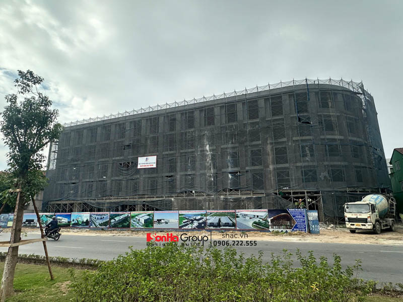 Thiết kế trung tâm thương mại lấy cảm hứng từ sóng biển Mê Linh Center 8