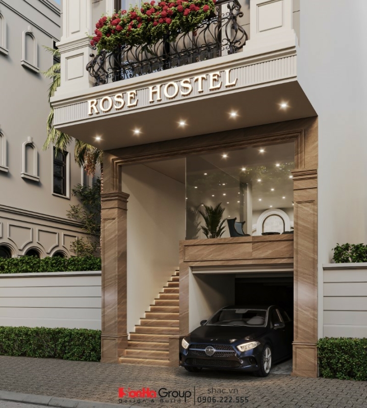 Mặt tiền với gam màu vàng đồng tạo nên sự ấm áp cho nhà nghỉ ngay từ bên ngoài