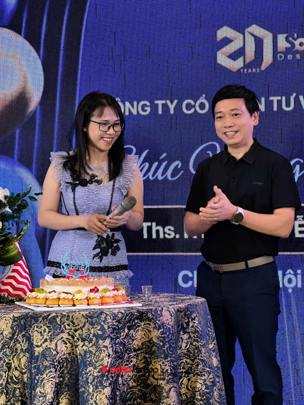 Chúc mừng sinh nhật Ths.KTS Nguyễn Hoàng Long - Người thuyền trưởng tài ba của Sơn Hà Group 122 Chúc mừng sinh nhật Tổng Giám đốc Nguyễn Hoàng Long!