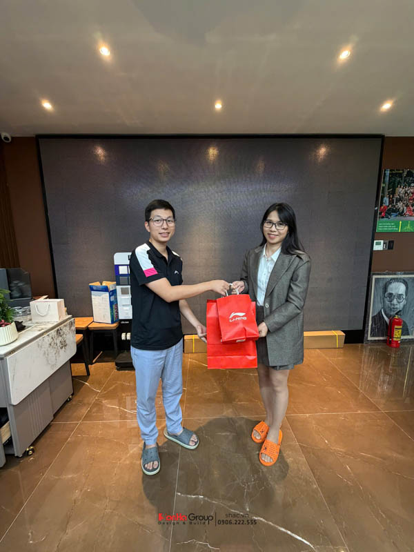 Chúc mừng sinh nhật Giám đốc Kinh doanh Nguyễn Thị Nhung - Khoảnh khắc ấm áp của đại gia đình Sơn Hà 8