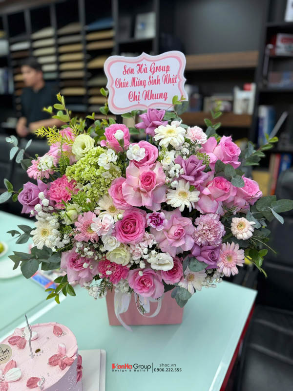 Chúc mừng sinh nhật Giám đốc Kinh doanh Nguyễn Thị Nhung - Khoảnh khắc ấm áp của đại gia đình Sơn Hà 15