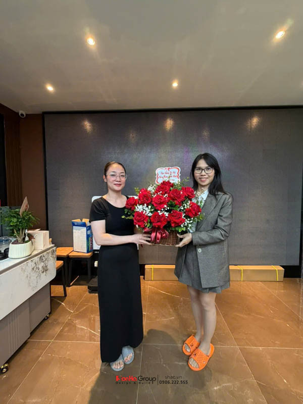 Chúc mừng sinh nhật Giám đốc Kinh doanh Nguyễn Thị Nhung - Khoảnh khắc ấm áp của đại gia đình Sơn Hà 27