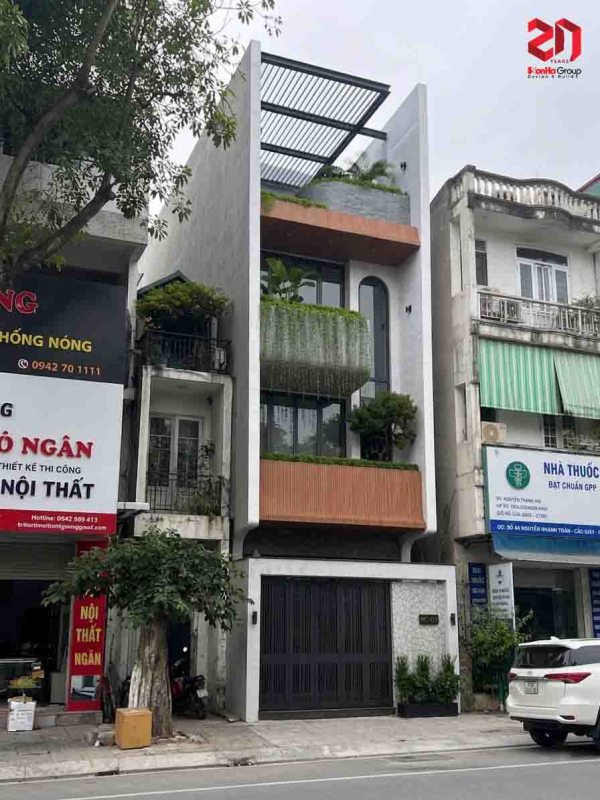 Vì sao nhà ống luôn thiếu sáng? 5 giải pháp tối ưu ánh sáng tự nhiên 3 Giải pháp bố trí mặt tiền thoáng với cây xanh và cửa kính lớn giúp lấy sáng và gió tự nhiên giảm cảm giác nhà ống bí bách