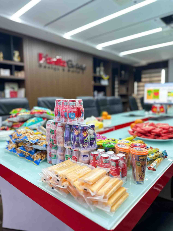 Mừng Quốc tế Thiếu nhi 1/6 và trao học bổng Quỹ Khuyến học Nguyễn Sơn Hà năm 2026 6