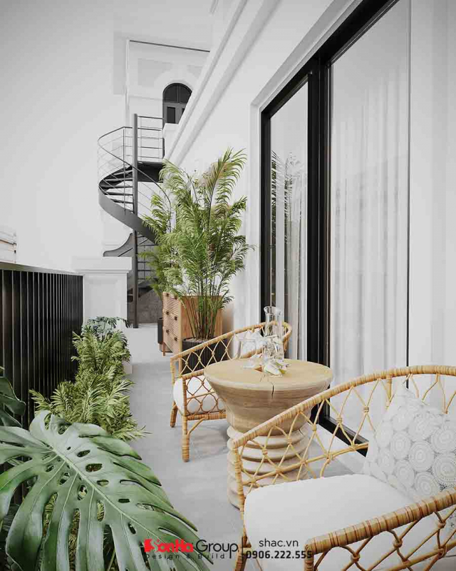 Thiết kế nội thất Vinhomes Vũ Yên: Giải pháp nào giúp nhà 2 tầng vừa đủ 3 phòng ngủ vừa tối ưu không gian kinh doanh? 89 Thang thoát hiểm lắp đặt tại ban công tầng 2 xuống sân sau tầng 1 nhằm tạo lối di chuyển an toàn phòng khi xảy ra sự cố