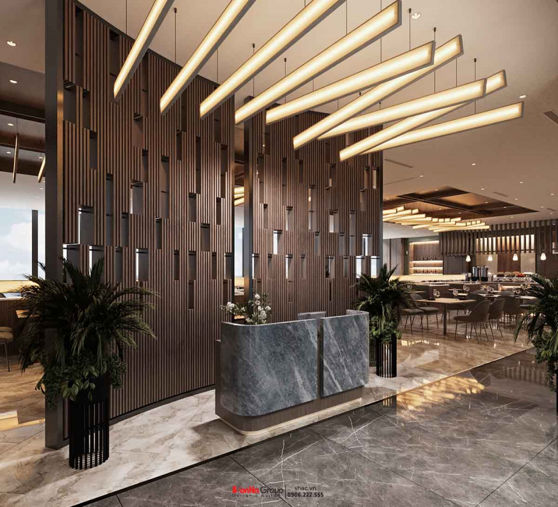Thiết kế nhà hàng buffet khách sạn Hương Lan Hạ Long - Cách KTS giải bài toán về diện tích và tối ưu trải nghiệm 31 Thiết kế quầy lễ tân với vách lam gỗ bề thế tạo điểm nhấn